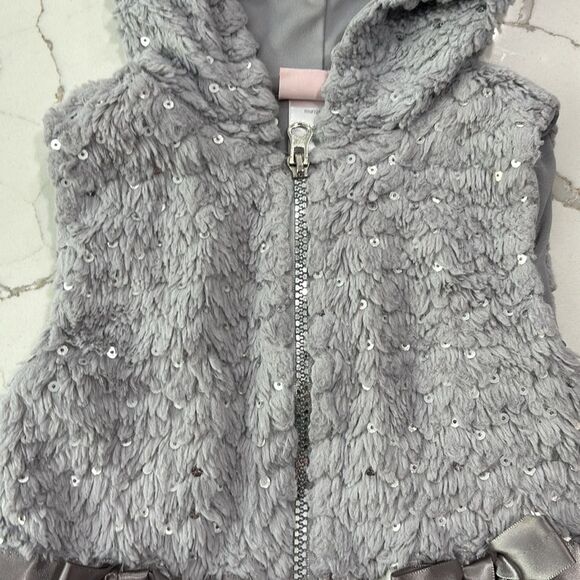 Little Lass | Grey Fleece Faux Fur Sequins Hooded Full Zip Vest Size 4 - Picture 5 of 12
